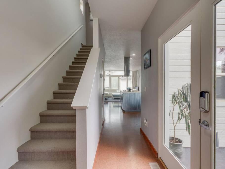 Brand New Downtown Modern 5 Beds, 3 Full Baths Vermont Avenue, ボイシ エクステリア 写真