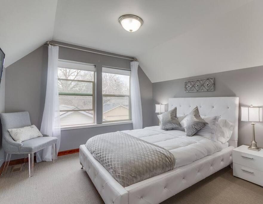 Brand New Downtown Modern 5 Beds, 3 Full Baths Vermont Avenue, ボイシ エクステリア 写真