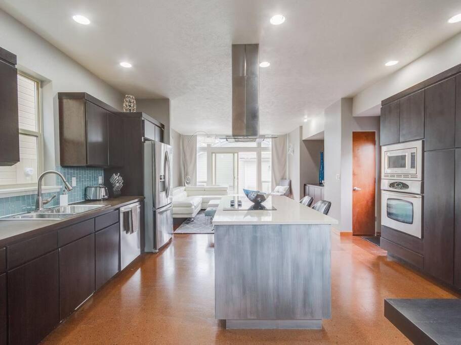 Brand New Downtown Modern 5 Beds, 3 Full Baths Vermont Avenue, ボイシ エクステリア 写真